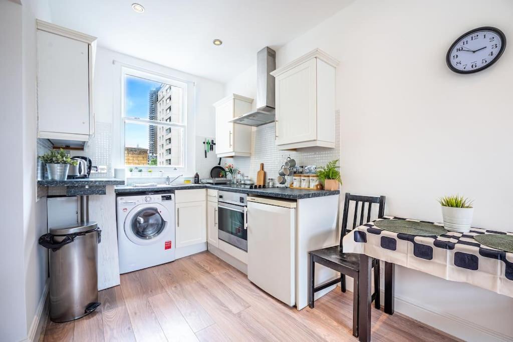 Cosy Flat In Central Ldn Payment To The Host Apartman London Kültér fotó